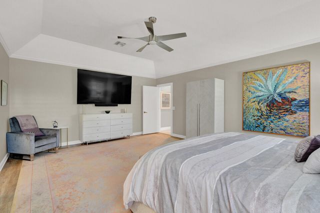 513 N Country Club Drive, Atlantis, FL 33462