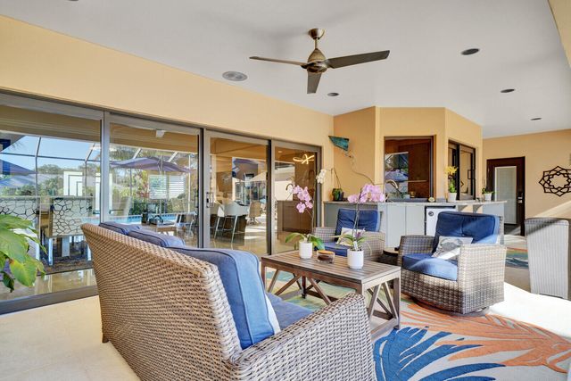 513 N Country Club Drive, Atlantis, FL 33462
