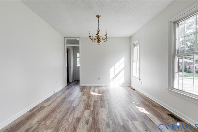2016 Cedarhurst Dr, Richmond, VA 23225