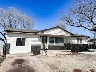 2302 NW 38th Place, Lawton, OK 73505
