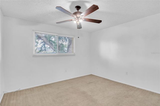 916 LAKE DESTINY ROAD E, Altamonte Springs, FL 32714