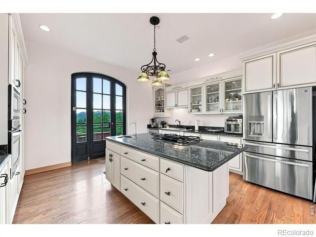 2717 Bison Drive, Boulder, CO 80302