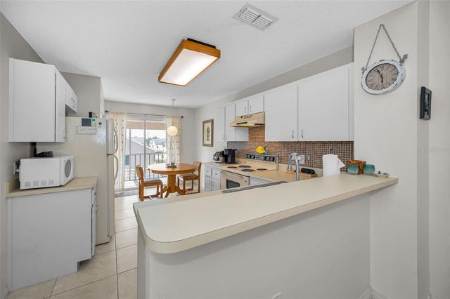 7837 HARDWICK DRIVE 327, New Port Richey, FL 34653