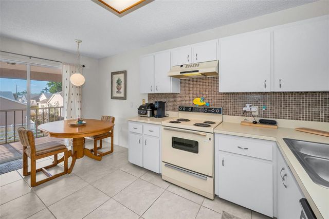 7837 HARDWICK DRIVE 327, New Port Richey, FL 34653
