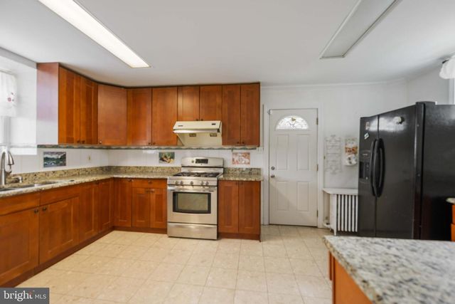 537 ELM AVE, Upper Darby, PA 19082