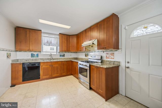 537 ELM AVE, Upper Darby, PA 19082