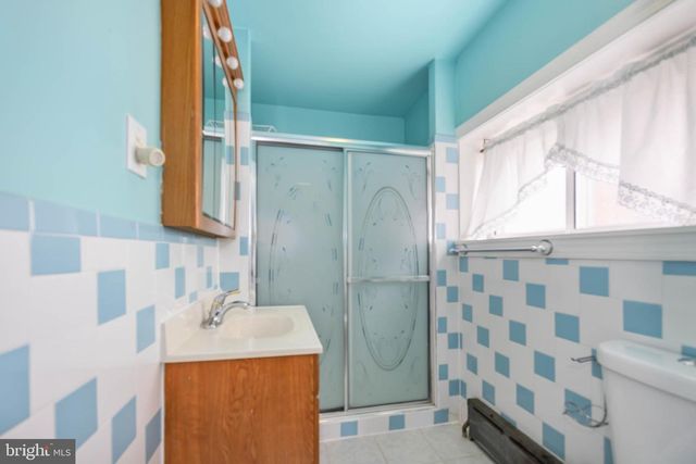 537 ELM AVE, Upper Darby, PA 19082