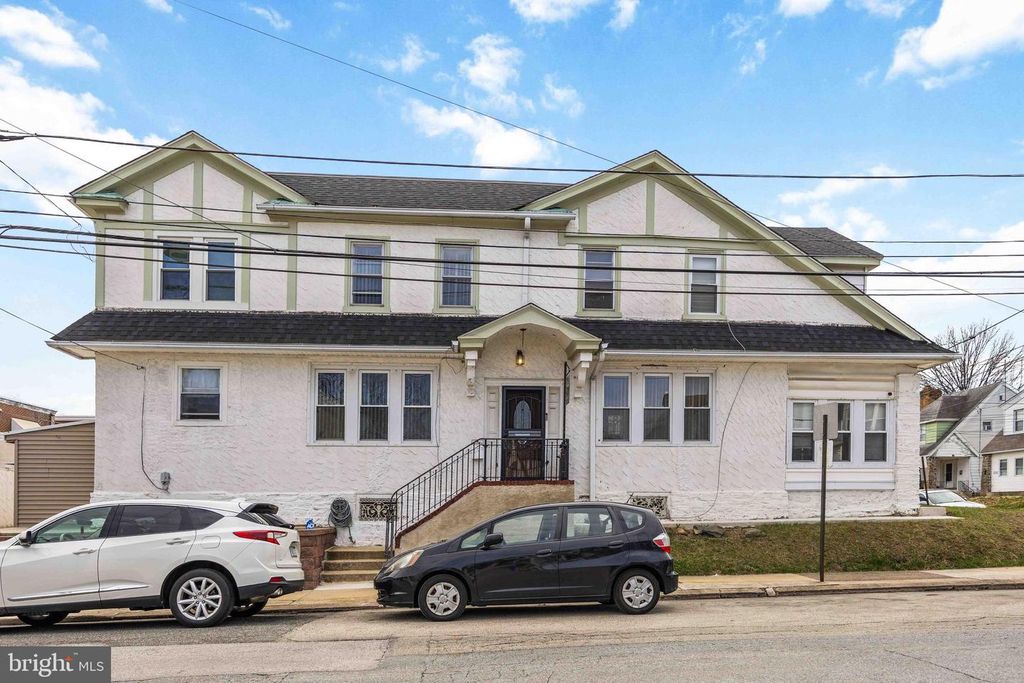 537 ELM AVE, Upper Darby, PA 19082