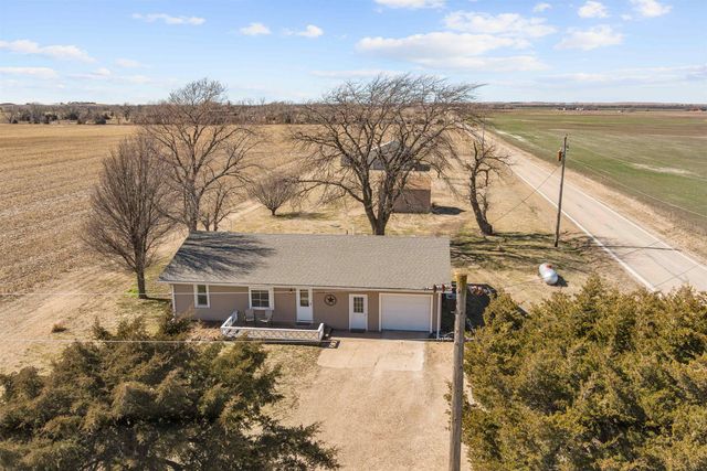 1808 S Lightville Rd, Salina, KS 67401