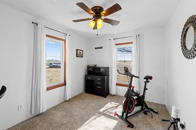 1808 S Lightville Rd, Salina, KS 67401