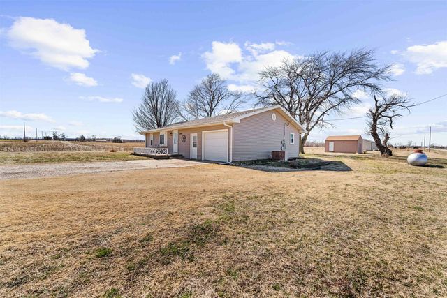 1808 S Lightville Rd, Salina, KS 67401