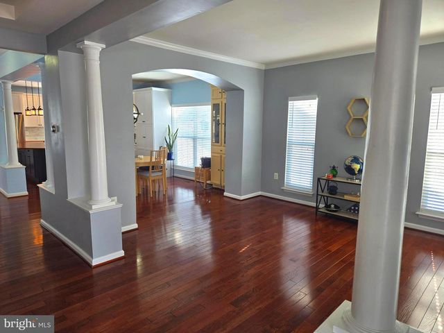 203 BULLSKIN ST, Charles Town, WV 25414