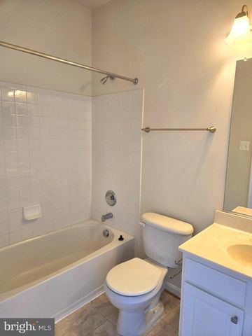 203 BULLSKIN ST, Charles Town, WV 25414