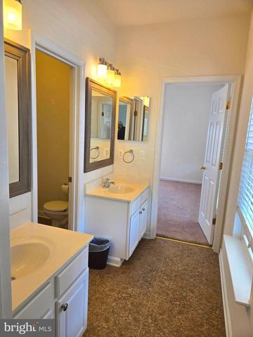 203 BULLSKIN ST, Charles Town, WV 25414