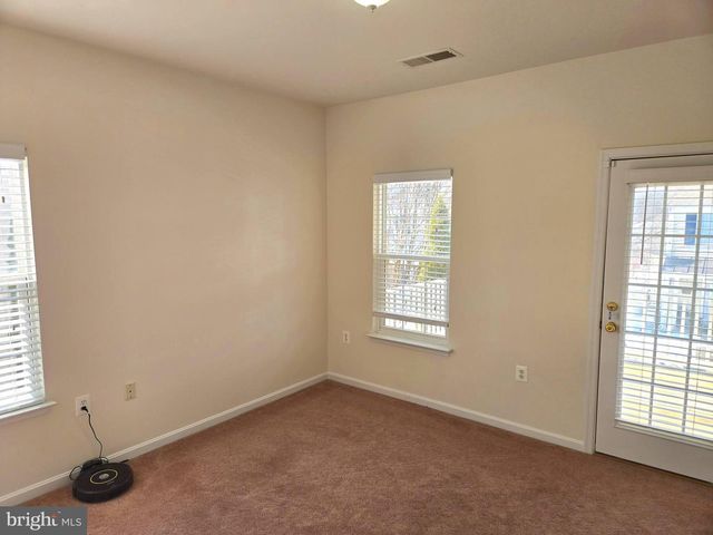 203 BULLSKIN ST, Charles Town, WV 25414