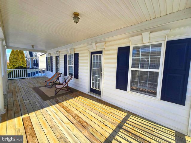 203 BULLSKIN ST, Charles Town, WV 25414