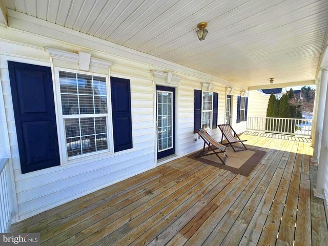 203 BULLSKIN ST, Charles Town, WV 25414