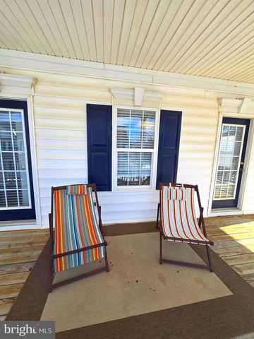 203 BULLSKIN ST, Charles Town, WV 25414