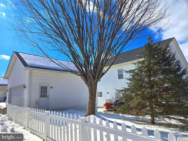 203 BULLSKIN ST, Charles Town, WV 25414