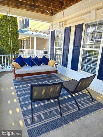 203 BULLSKIN ST, Charles Town, WV 25414