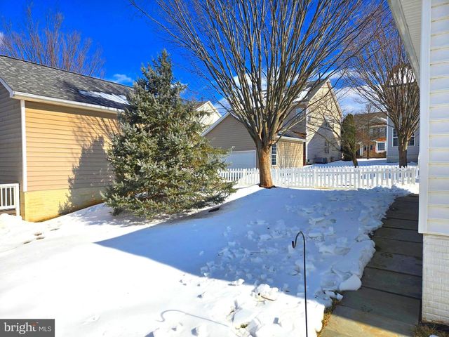 203 BULLSKIN ST, Charles Town, WV 25414