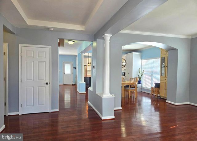 203 BULLSKIN ST, Charles Town, WV 25414