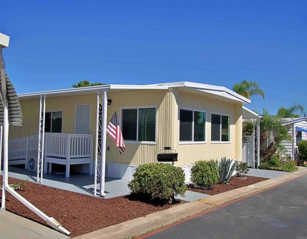 8301 Mission Gorge 263, Santee, CA 92071