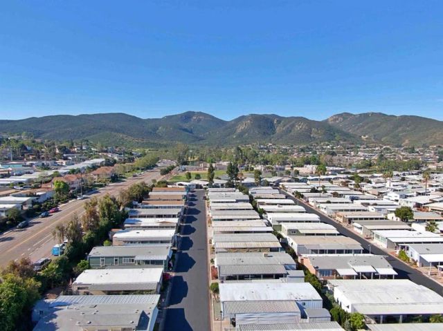 8301 Mission Gorge 263, Santee, CA 92071