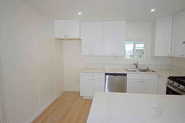 8301 Mission Gorge 263, Santee, CA 92071
