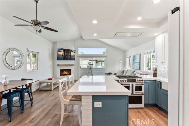 410 Clubhouse, Newport Beach, CA 92663