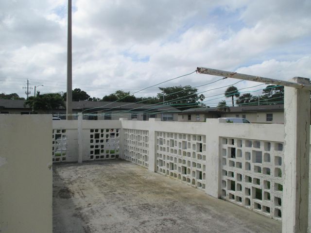 2951 Ashley Drive W, West Palm Beach, FL 33415