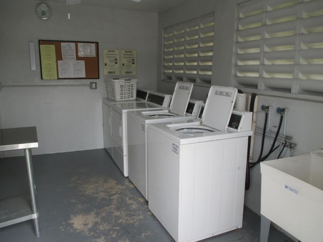 2951 Ashley Drive W, West Palm Beach, FL 33415