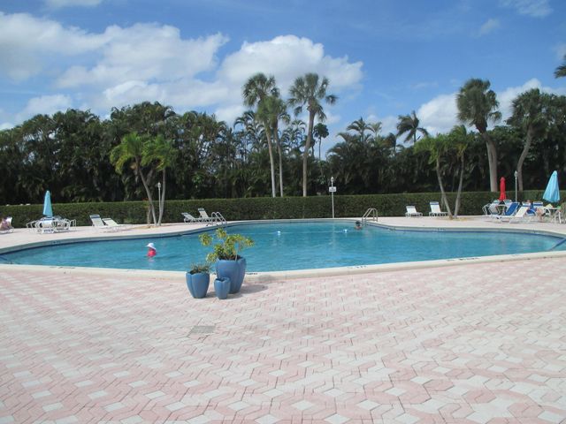 2951 Ashley Drive W, West Palm Beach, FL 33415