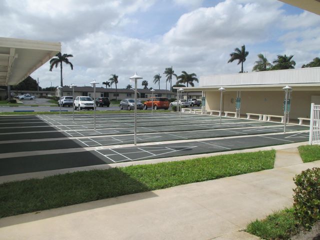 2951 Ashley Drive W, West Palm Beach, FL 33415