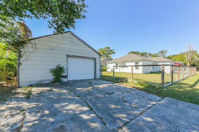 7546 Greendowns Street, Houston, TX 77087