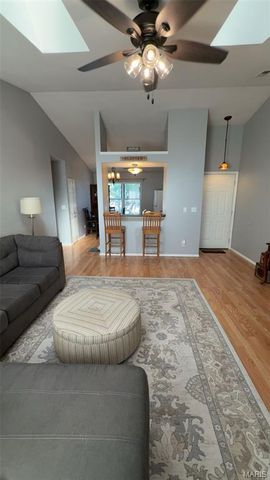 905 Sugar Lake Court 6, St Peters, MO 63376