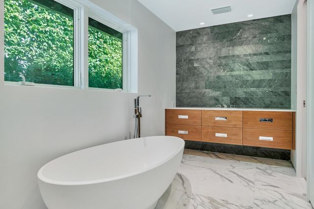 264 Sandpiper Drive, Palm Beach, FL 33480