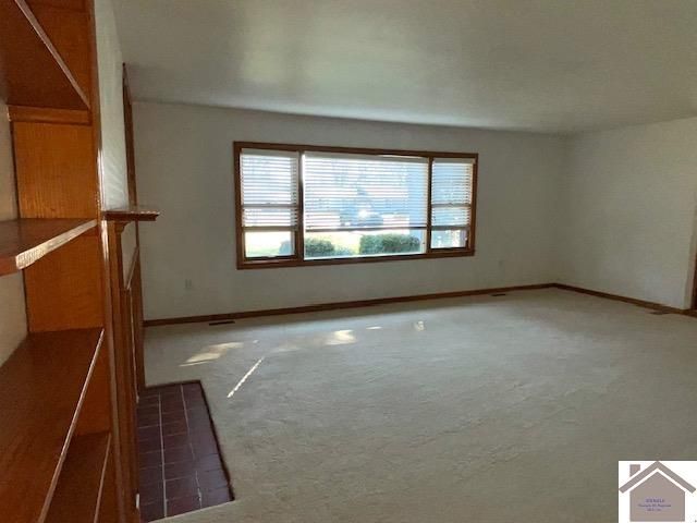 122 Nunn Blvd., Cadiz, KY 42211