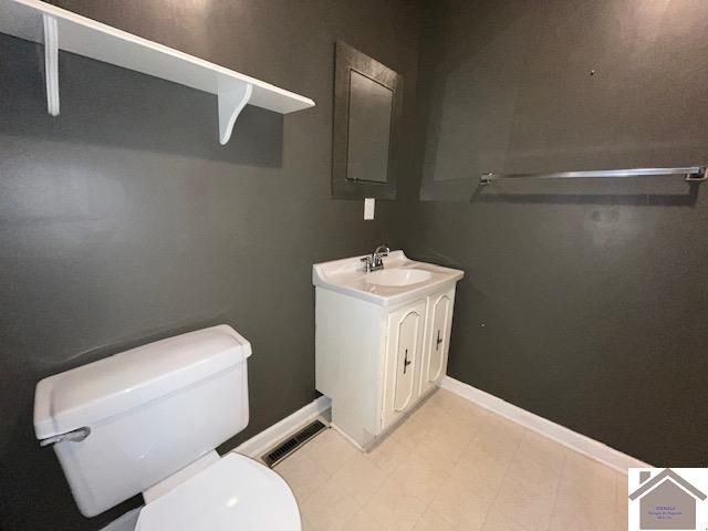 122 Nunn Blvd., Cadiz, KY 42211