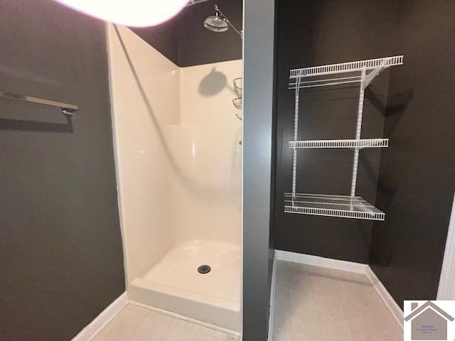 122 Nunn Blvd., Cadiz, KY 42211