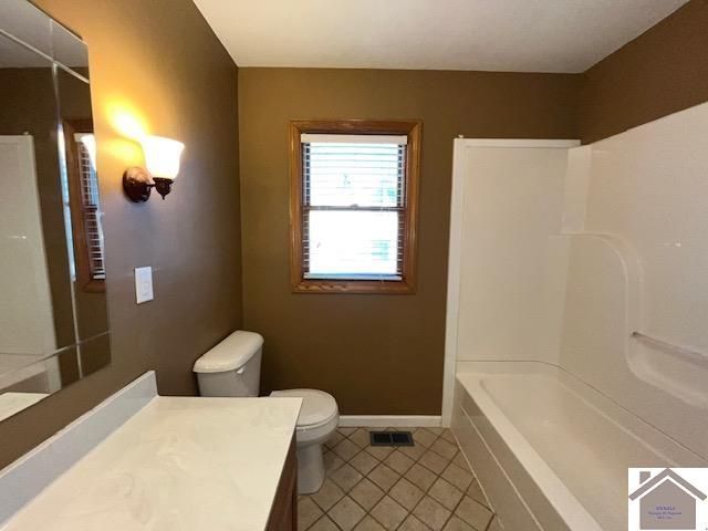 122 Nunn Blvd., Cadiz, KY 42211