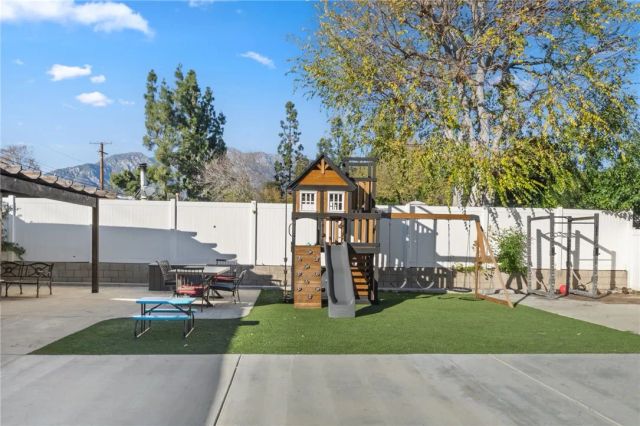 6833 Carnelian, Rancho Cucamonga, CA 91701