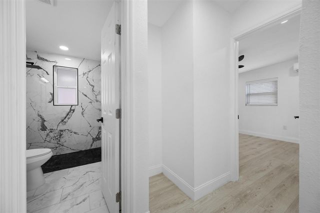 6908 11TH AVENUE E, Palmetto, FL 34221