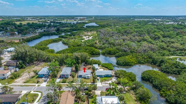 6908 11TH AVENUE E, Palmetto, FL 34221