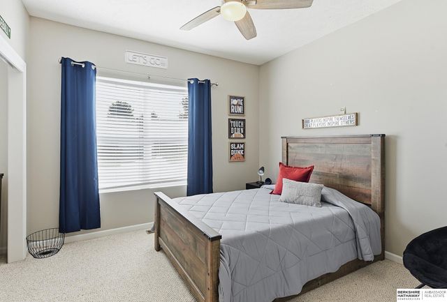 11408 S 173 Avenue, Gretna, NE 68028