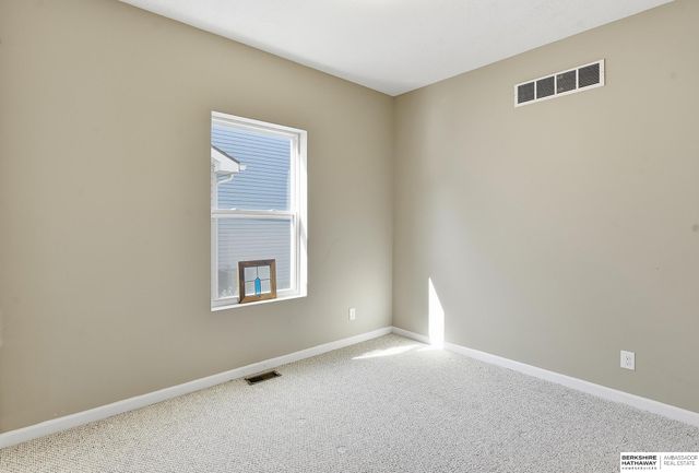 11408 S 173 Avenue, Gretna, NE 68028