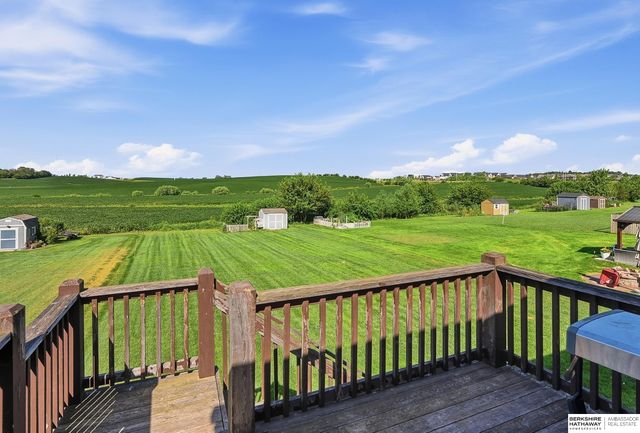 11408 S 173 Avenue, Gretna, NE 68028