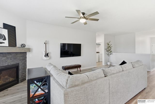 11408 S 173 Avenue, Gretna, NE 68028