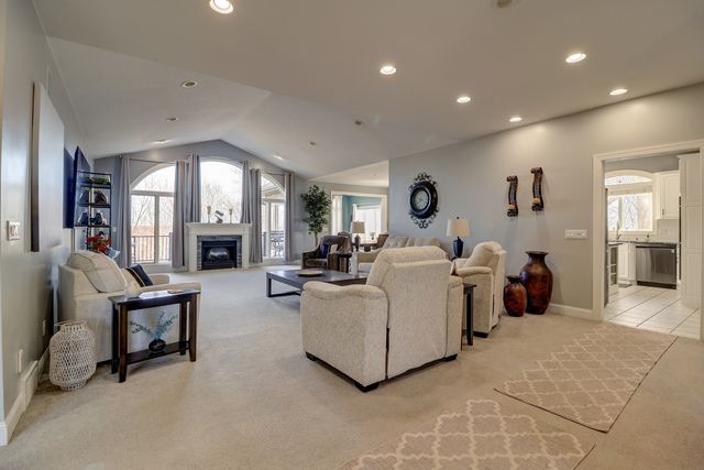 1117 Melody Hills Drive, Fulton, IL 61252