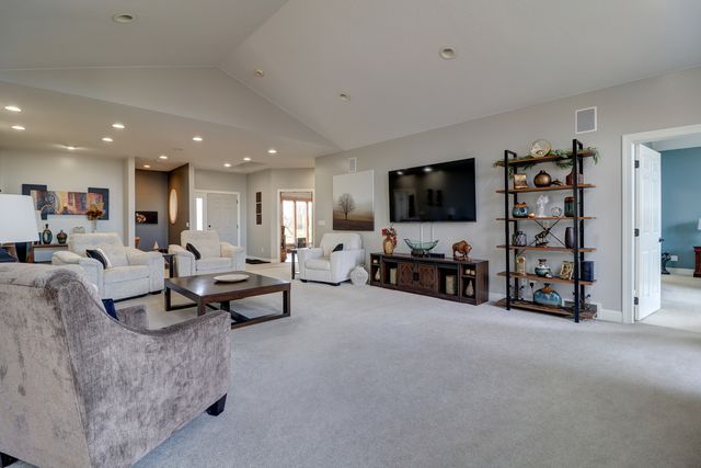 1117 Melody Hills Drive, Fulton, IL 61252